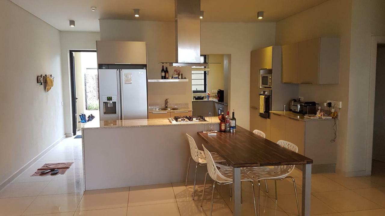 Apartamento Belle Crique B1 Tamarin Exterior foto